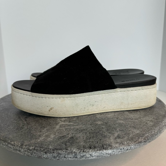 Vince Walford Leather Suede Black White Sole Slides Sandals 9 - Picture 3 of 12